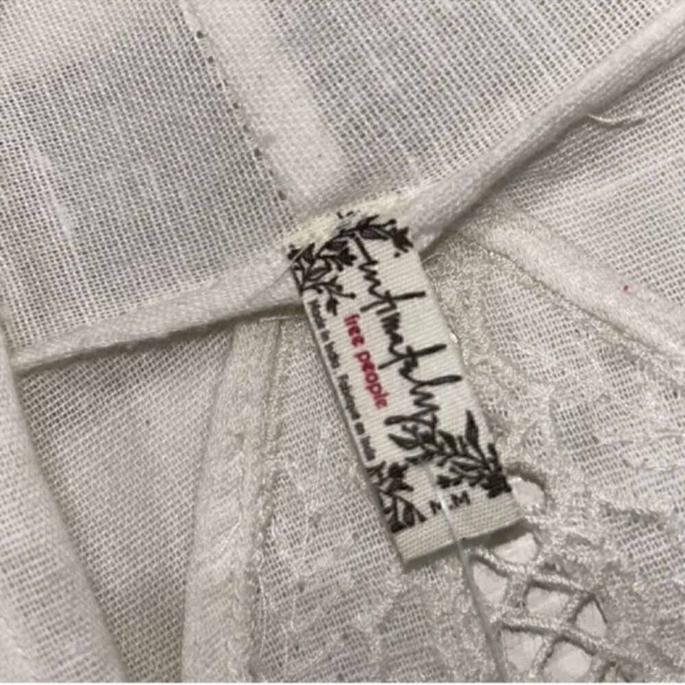 Free People White Crotchet/Lace Open Front
Cardigan(Size Medium) - Picture 7 of 11